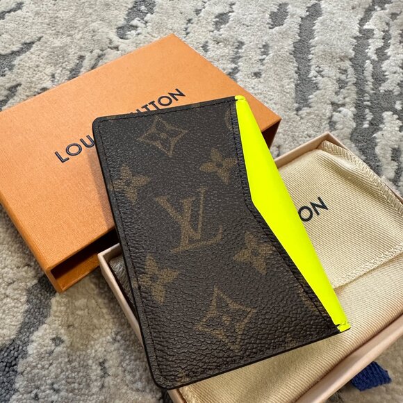 LOUIS VUITTON M80779 Monogram Organizer Dupoch Card Holder - Picture 4 of 7